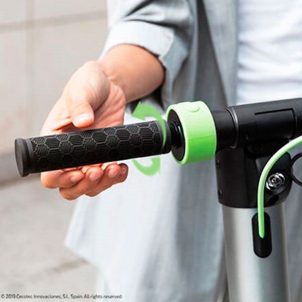 patinete-electrico-bongo-serie-a-connected-cecotec-700w-25km-h-negro-verde-0023575