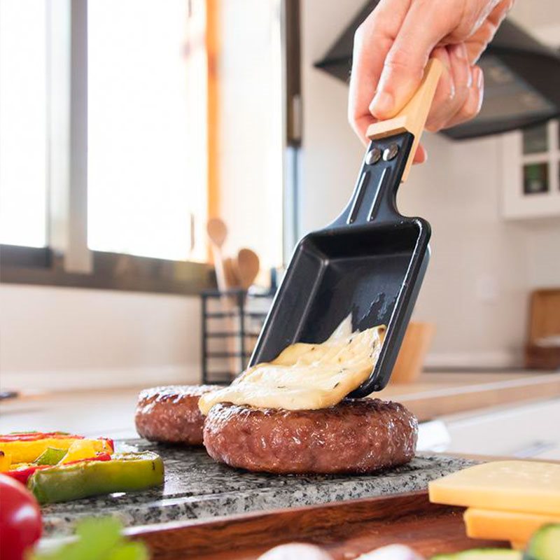raclette-con-parrilla-cecotec-cheese-grill-8600-wood-allstone-1200w-8-personas-gris-madera-0047765
