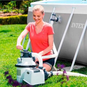 Depuradora de arena Intex para piscinas desmontables 4500L/h 190W