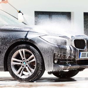 Hidrolimpiadora Cecotec HydroBoost 3200 TotalClean 3200W 540L/h 225 bares con accesorios negro/gris