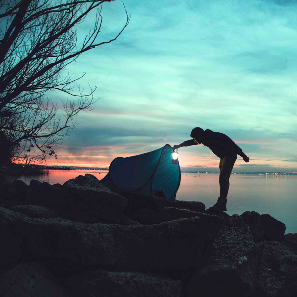 linterna-led-deco-camping-uso