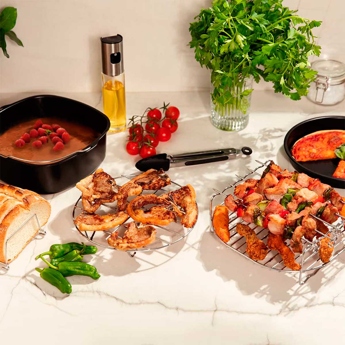 Set de 8 accesorios para freidora de Aire Cecotec Cecofry Pack Accessories libres de BPA negro/inox ambientada
