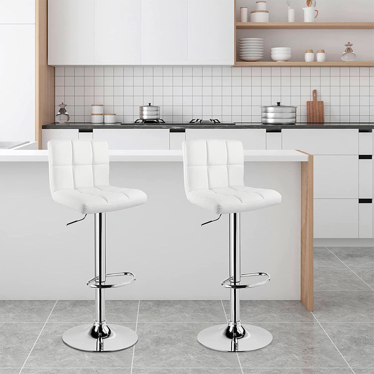 Taburete alto Pub giratorio con altura regulable y reposapiés blanco Ø45x115 cm ambientada