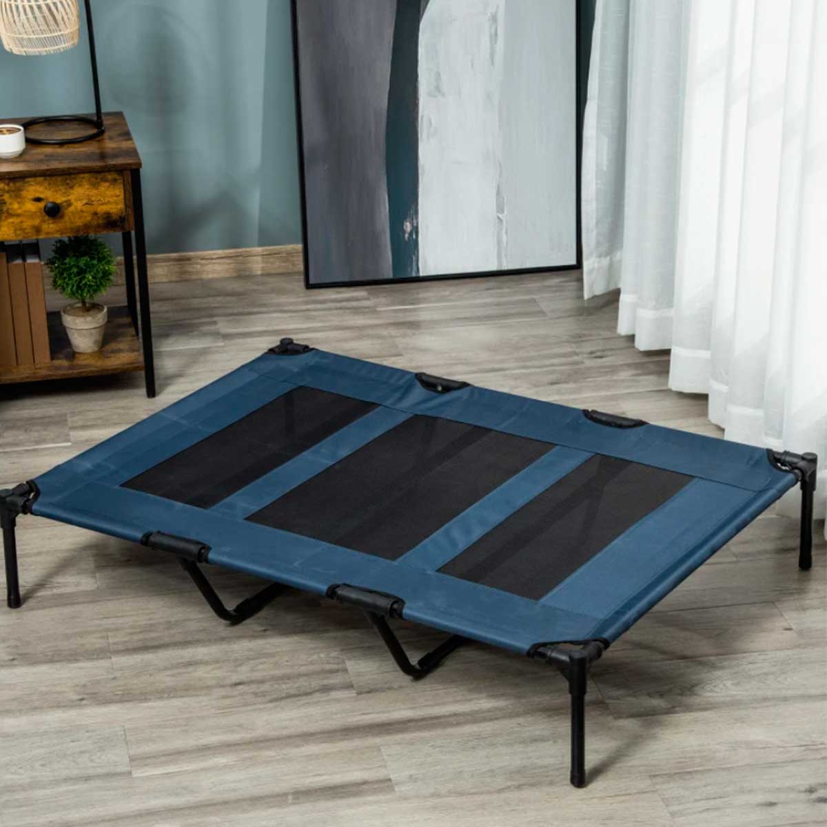 cama-elevada-para-mascotas-ambientada