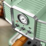 Cafetera Cecotec Power Espresso 20 Tradizionale Light 1350W 20 bar 1,5L verde detalle panel