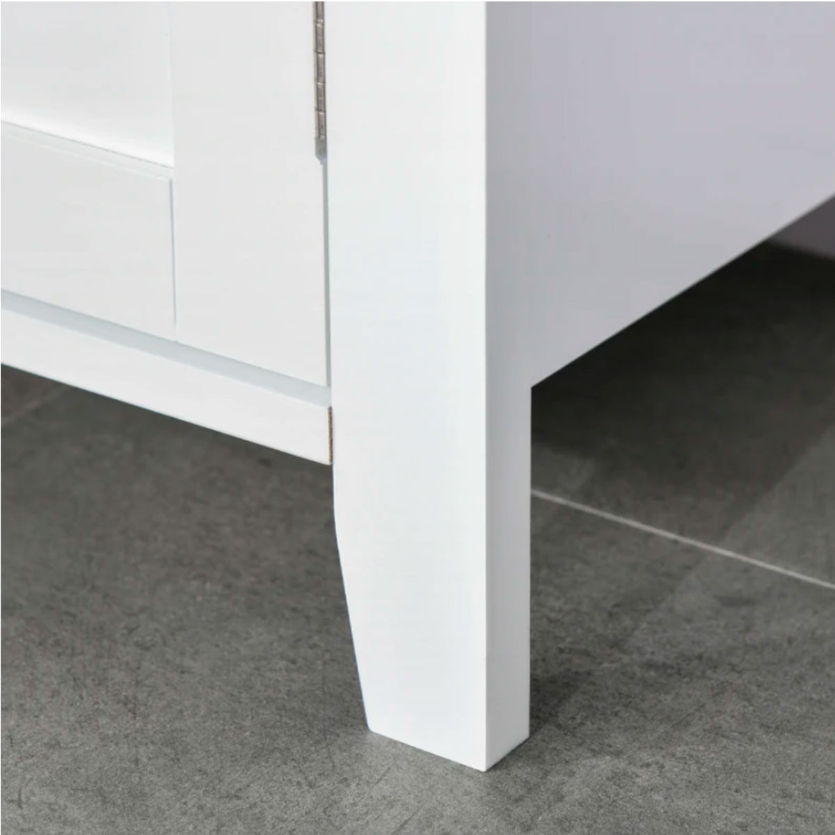 armario-bajo-baño-2-puertas-patas-elevadas