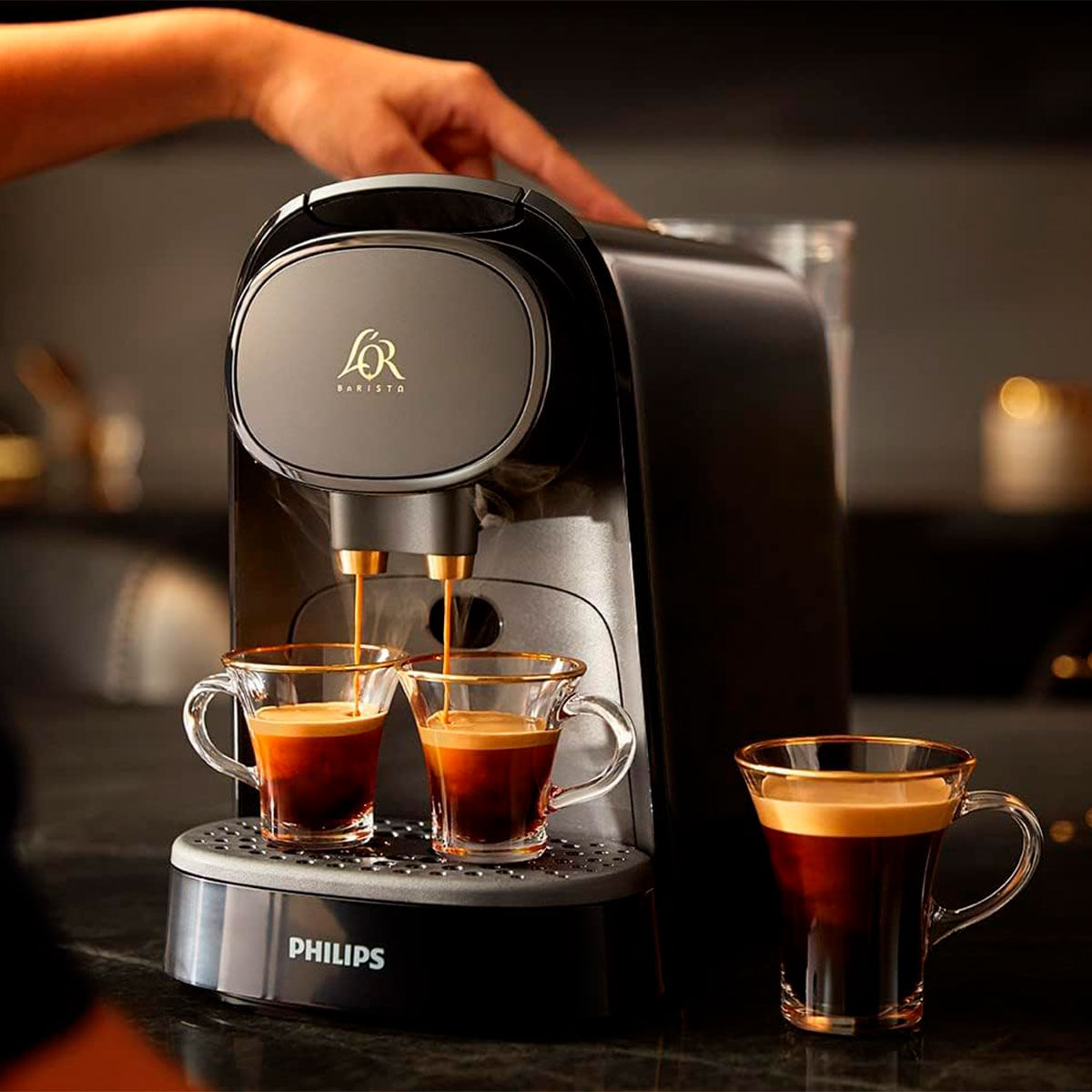 Cafetera de cápsulas Philips L'OR Barista Original LM8012/60 1450W 1L 19 bar negro ambientada