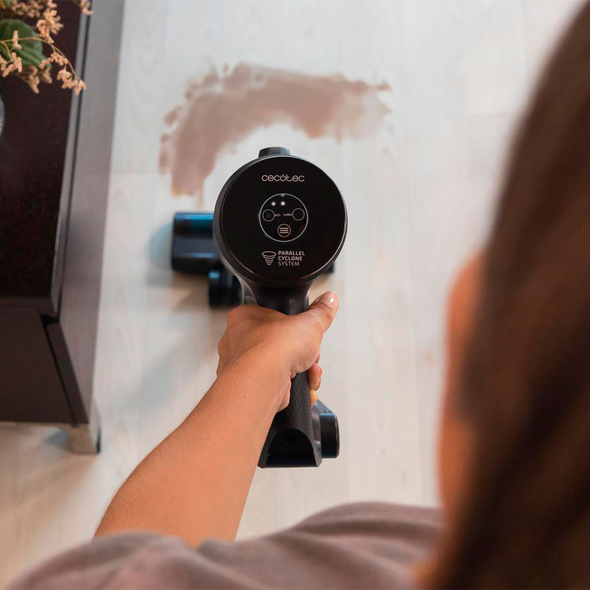 Aspirador vertical Cecotec Conga Rockstar 1500 Ray Jalisco 215W 12kPa negro 6