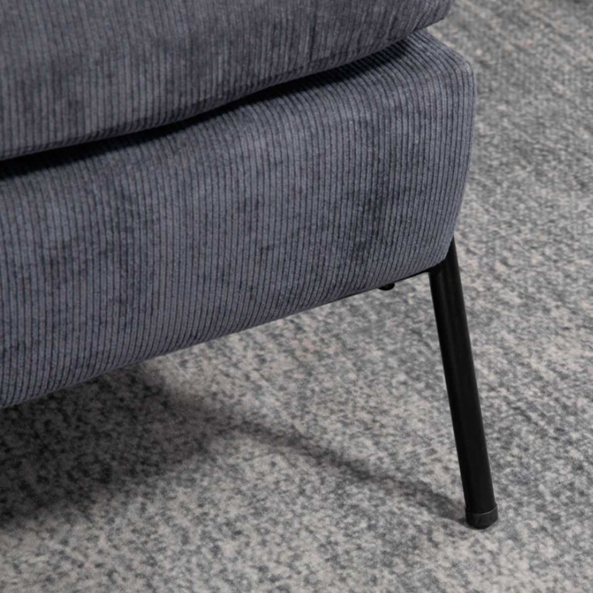 sillon-relax-homcom-salon-gris-detalle-patas