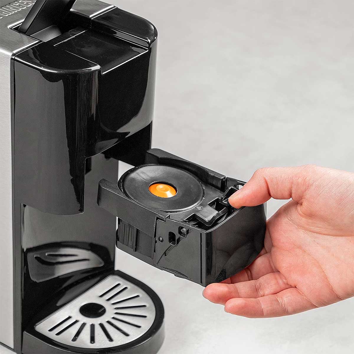 Cafetera de cápsulas Princess 249451 1450W 19 bar apta para café molido inox 2