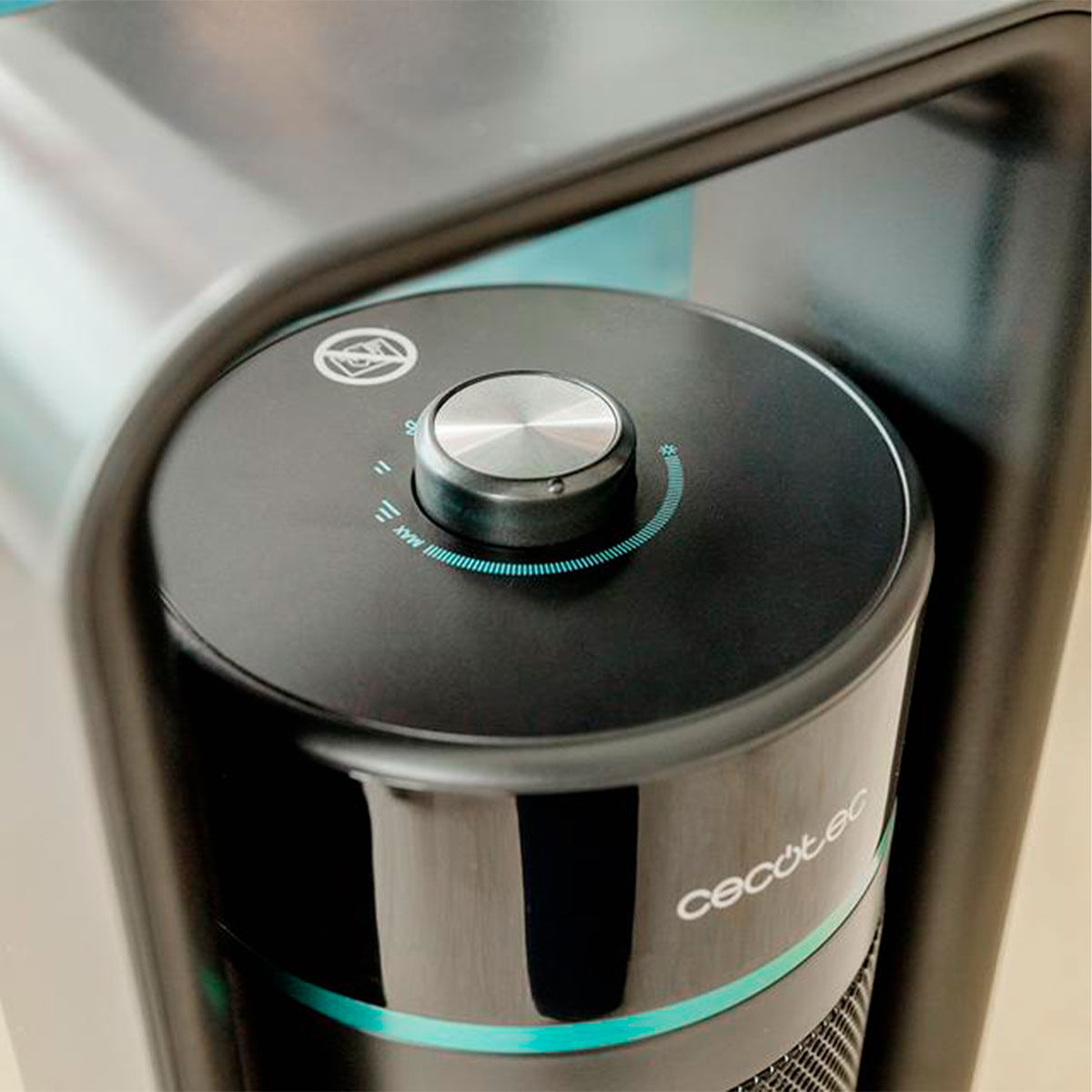 Calefactor cerámico Cecotec ReadyWarm 2000 Max Ceramic Rotate Design 2000W oscilante negro 3