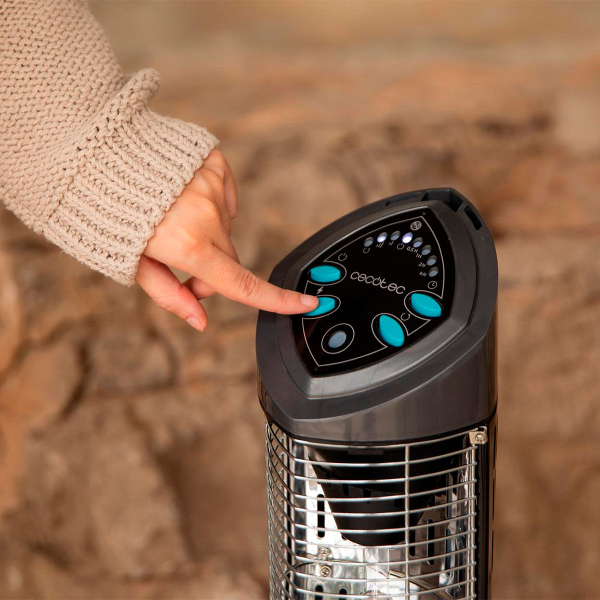 Estufa de exterior Cecotec ReadyWarm 1000 Power Tower 1000W mando a distancia negro 4