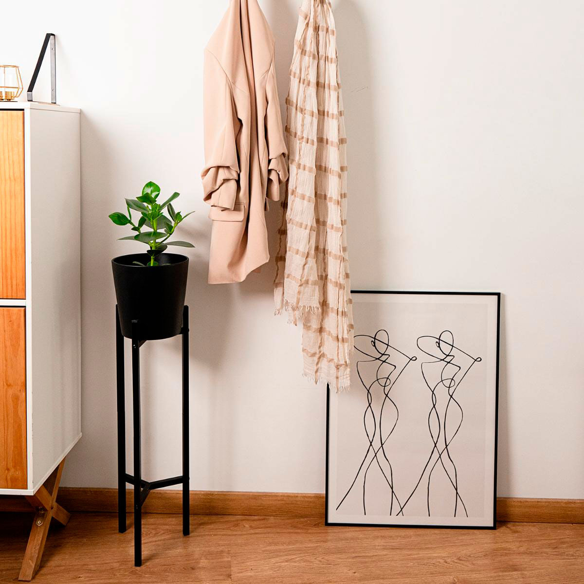 Soporte macetero MOA Vinthera diseño vertical negro 71x21x21 cm 2