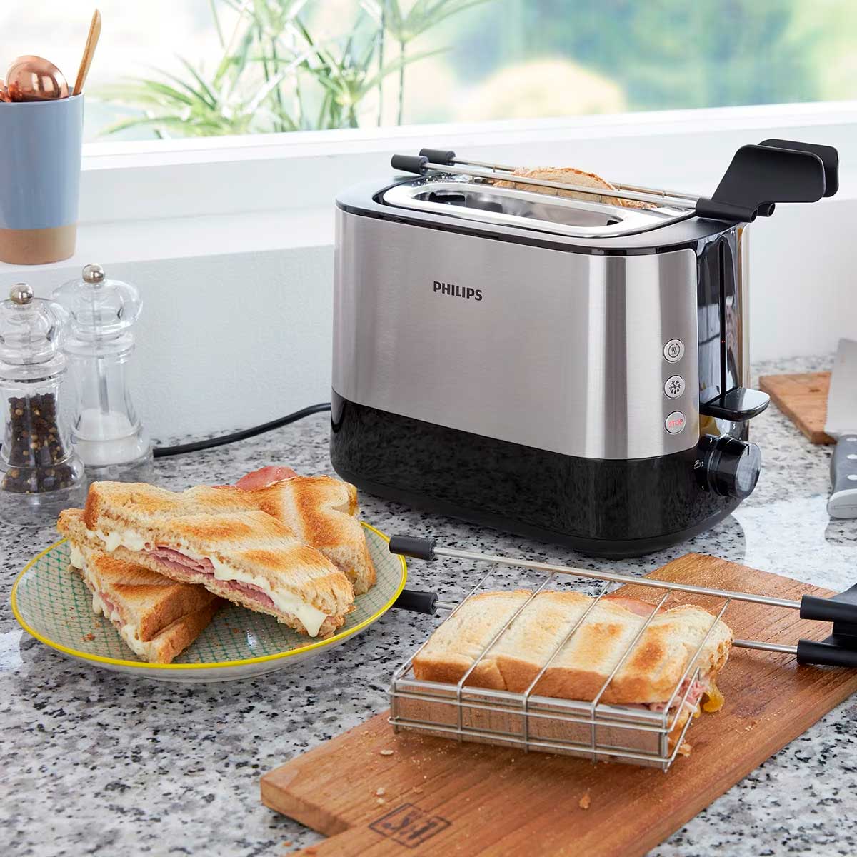 Tostador Philips HD2639/90 730W con rejilla para bollería inox 5