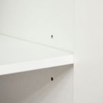 Aparador-Aba-Homcom-2-puertas---2-estantes-ajustables-blanco-88x70x40-cm-detalle-estante