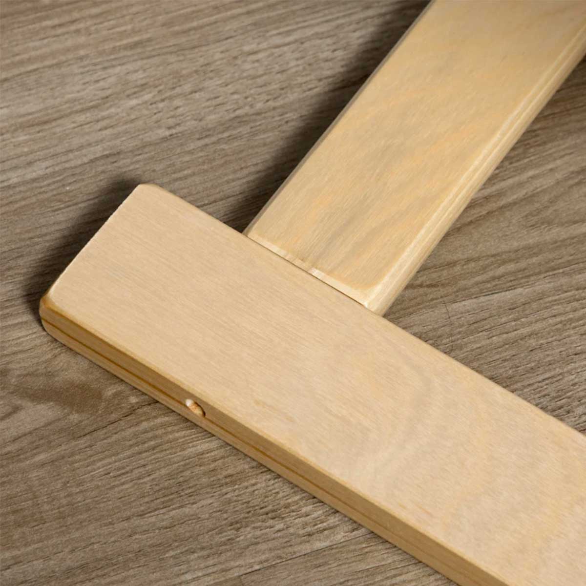 Sillon-Tuco-Homcom-reposapies-ajustable-5-posiciones-gris-madera-100x665x94cm-detalle-madera