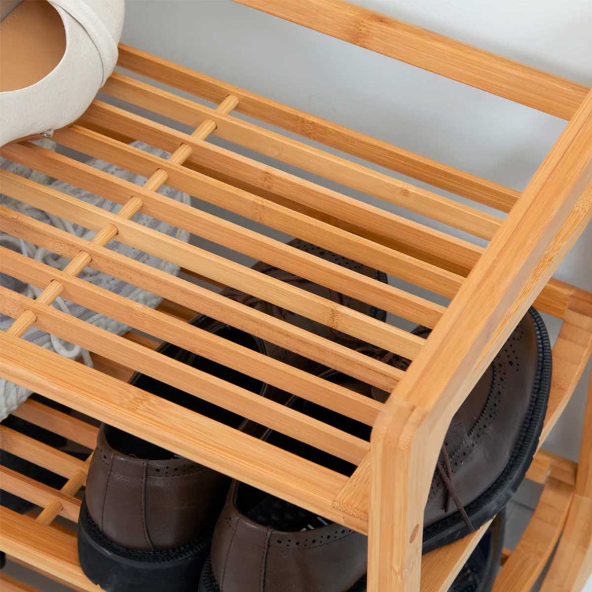 Zapatero-Ovre-Homcom-3-niveles-9-pares-bambu-51x76x33cm-detalle-material