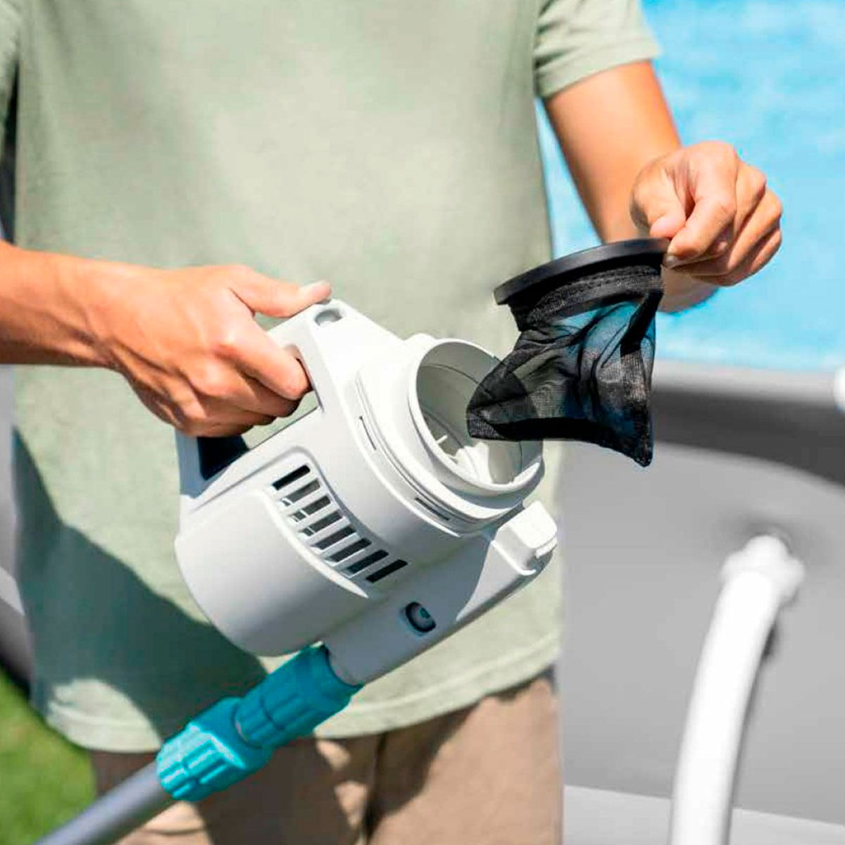 Aspirador-de-piscina-Intex-manual-recargable-280cm-deposito