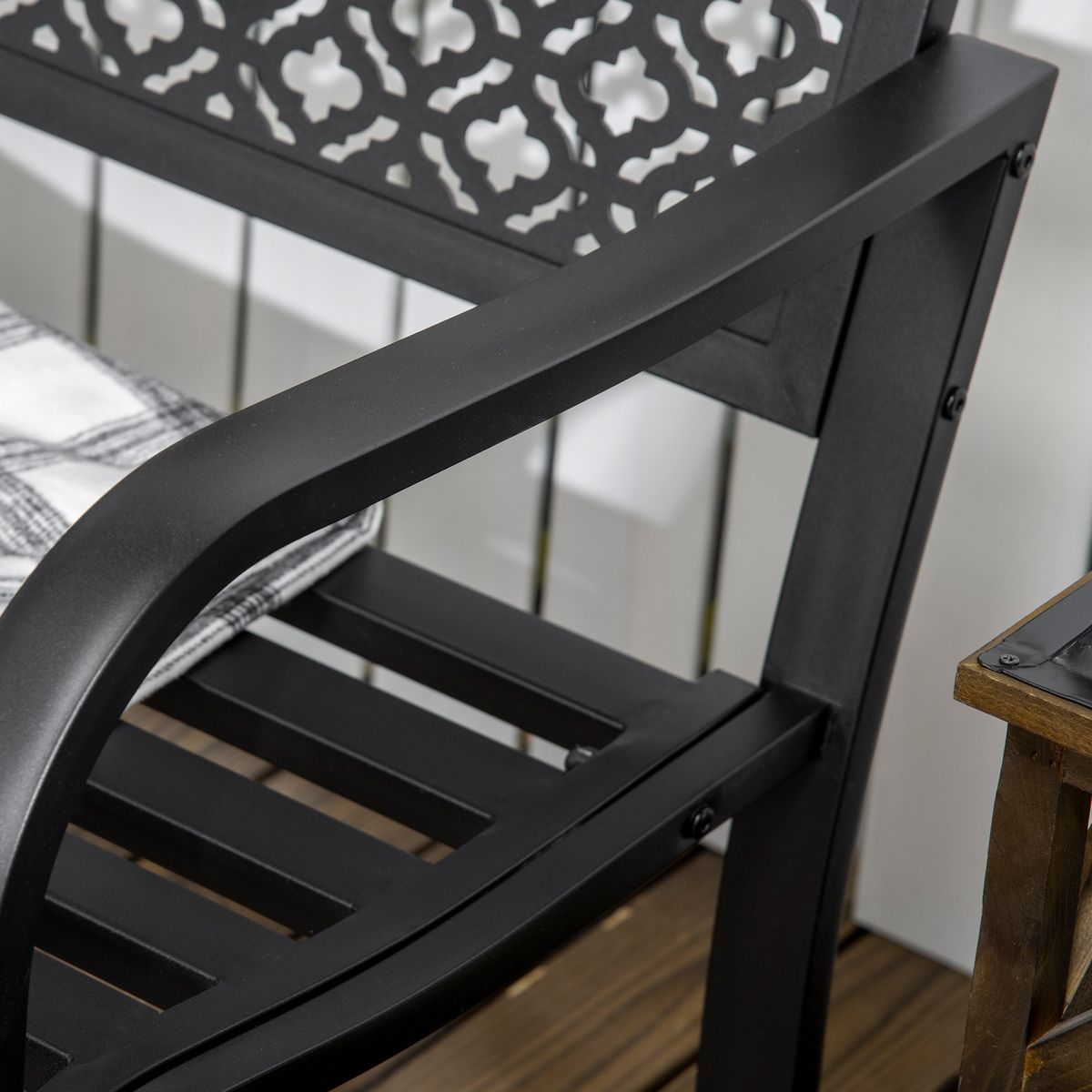 banco de jardín outsunny 2 plazas negro 83x127x63 cm detalle reposabrazos