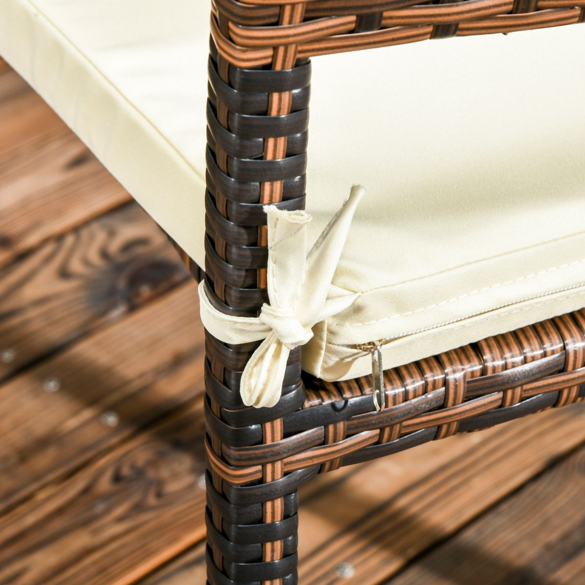 Conjunto de jardín Ululu Outsunny  1 mesa  + 4 sillas ratán marrón detalles patas