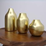 Set-de-3-jarrones-Pubol-metal-dorado-10-14-20-cm-animada