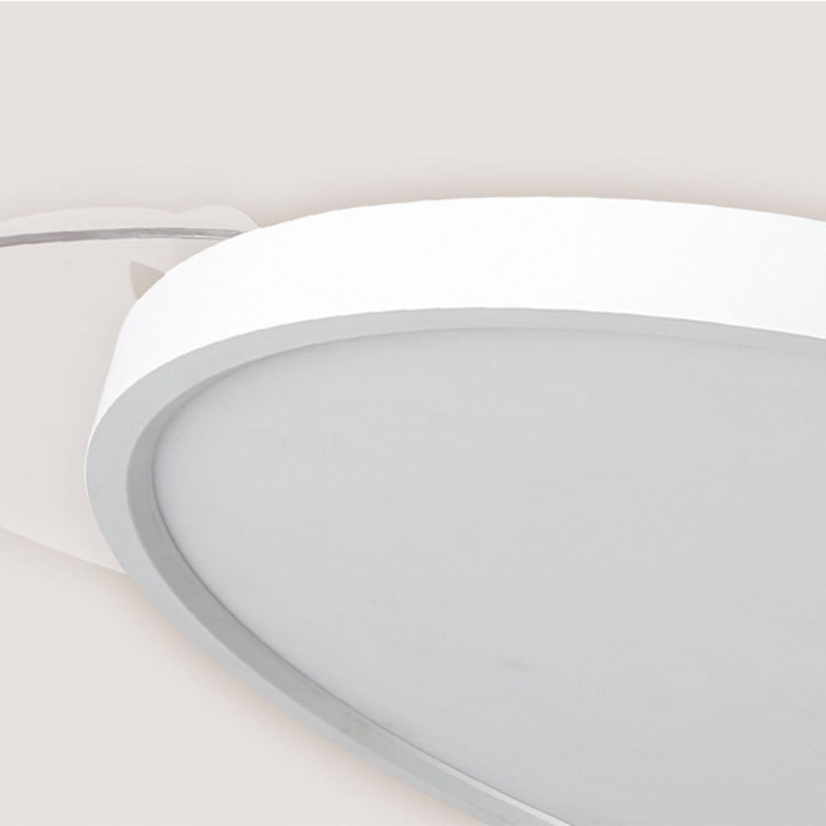 Ventilador-de-techo-Slim-Bel-Air-72W-4-aspas-retractiles-mando-a-distancia-blanco-Ø108-cm-detalle