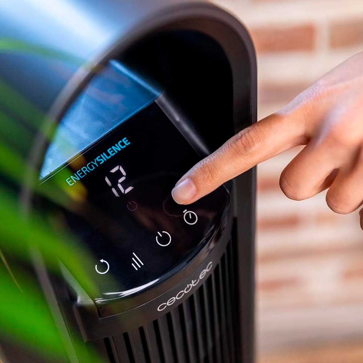 Ventilador de torre Cecotec EnergySilence 9190 SkyLine Ionic Connected 60W WiFi + mando a distancia negro 3