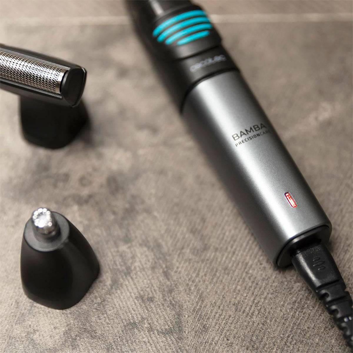 Máquina de afeitar Cecotec Bamba PrecisionCare Extreme 5in1 500mAh con accesorios negro 4