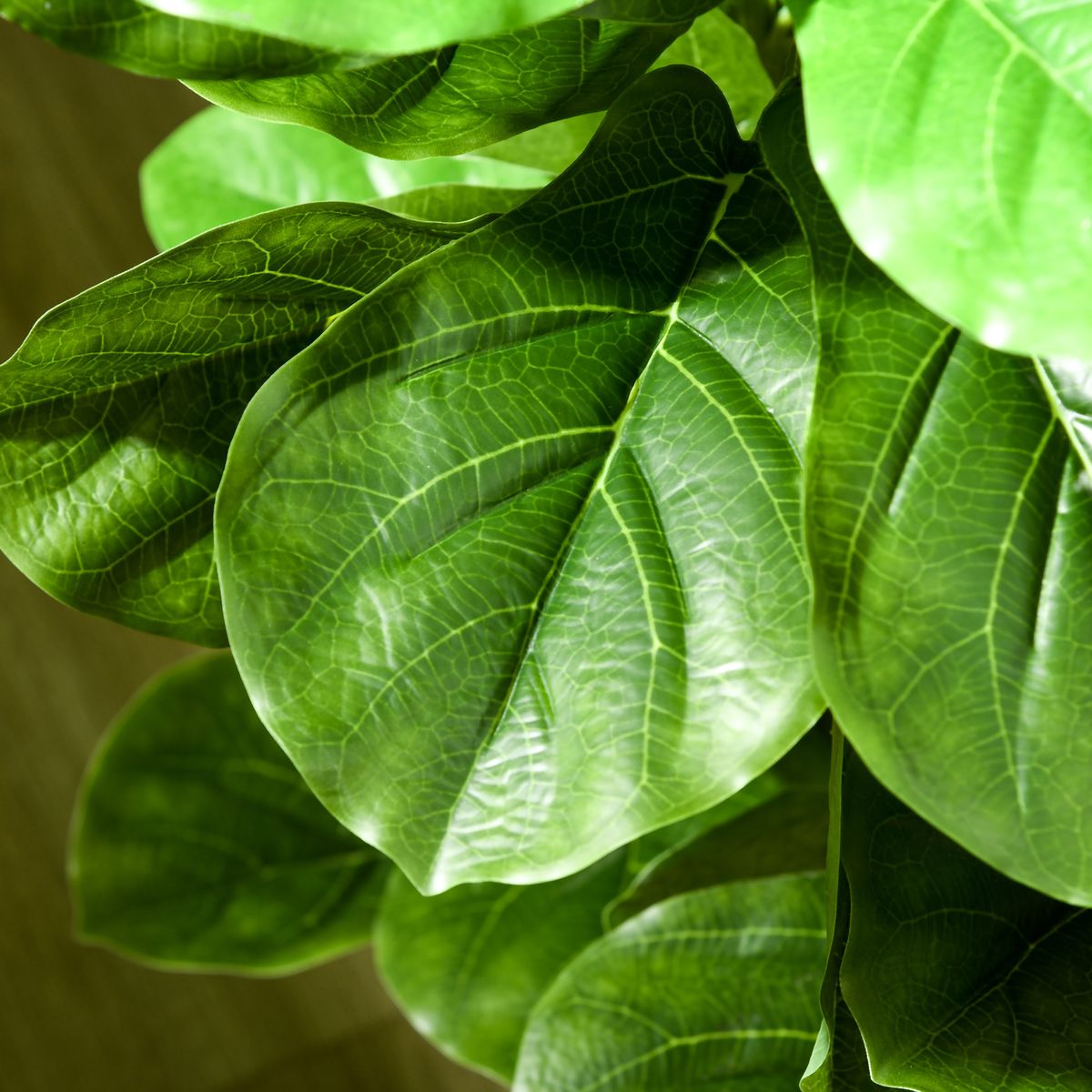 Planta imitación ficus Homcom 90 hojas 110 cm detalle hojas