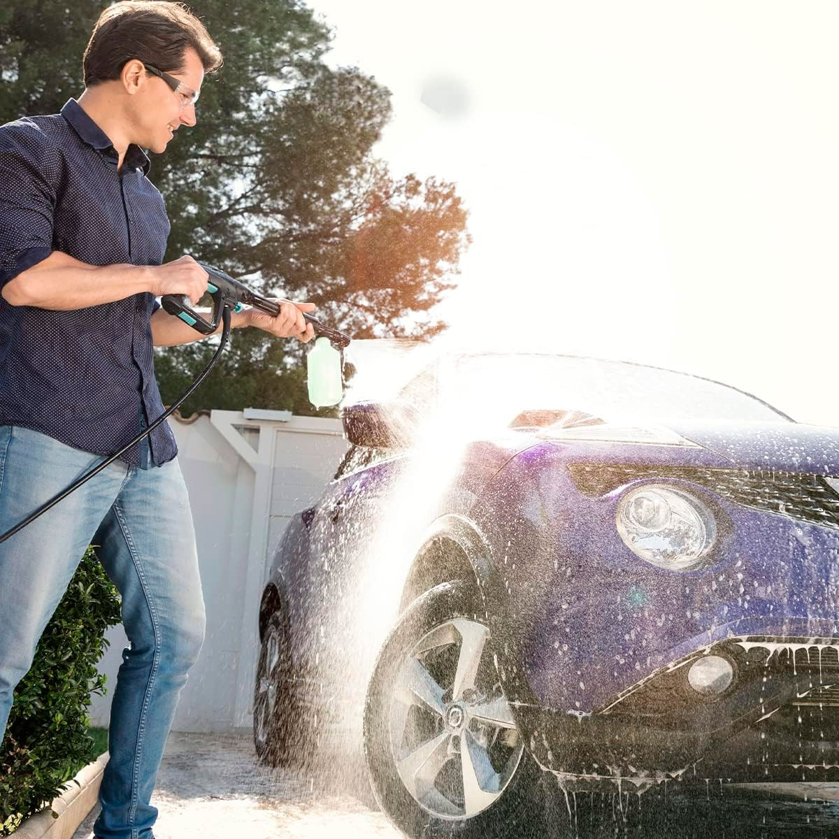 Hidrolimpiadora Cecotec HydroBoost 1400 Essential 1400W 105 bares con accesorios gris 4