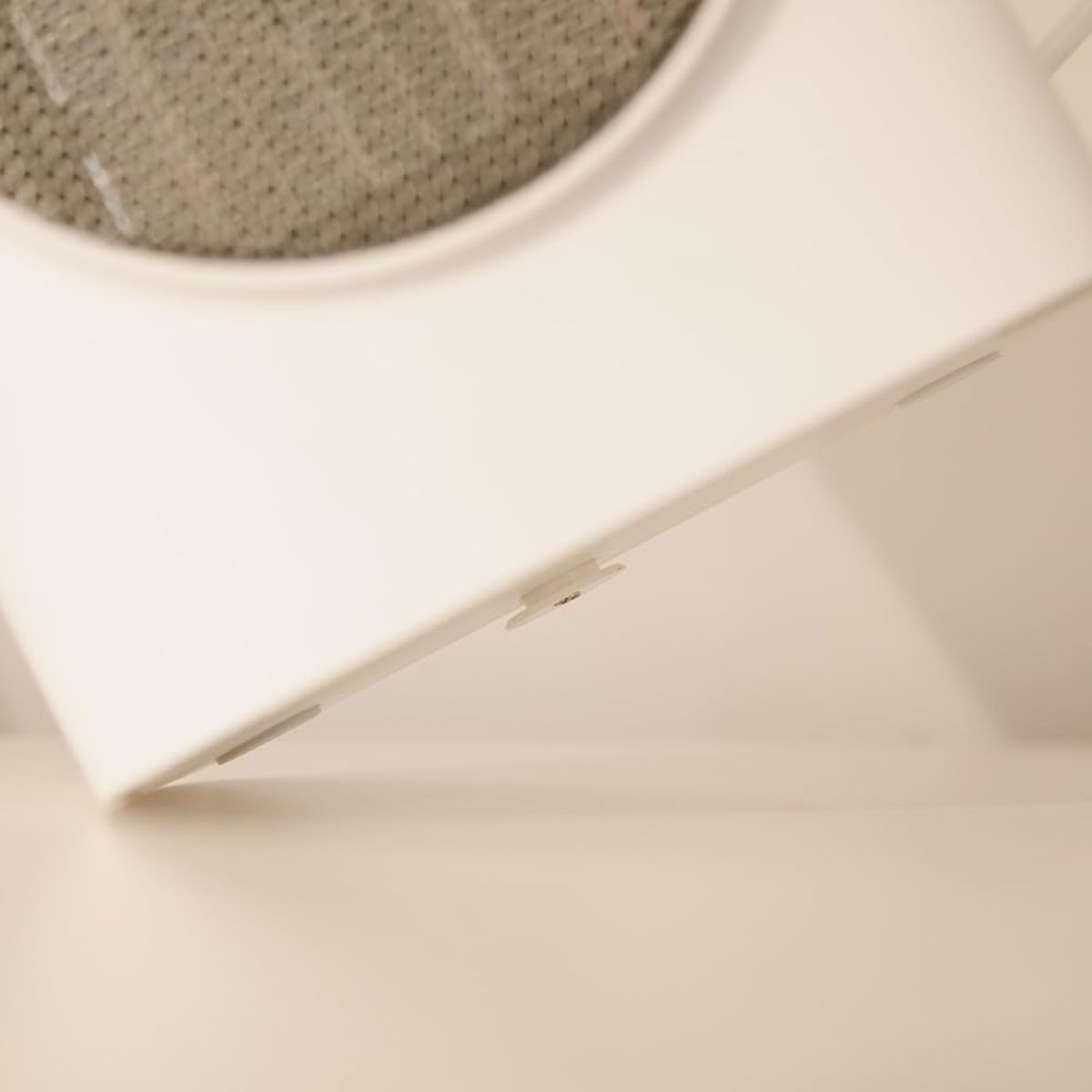 Calefactor-de-sobremesa-Cecotec-ReadyWarm-1570-Max-Ceramic-Smart-1500W-3-modos-blanco-dispositivo-seguridad