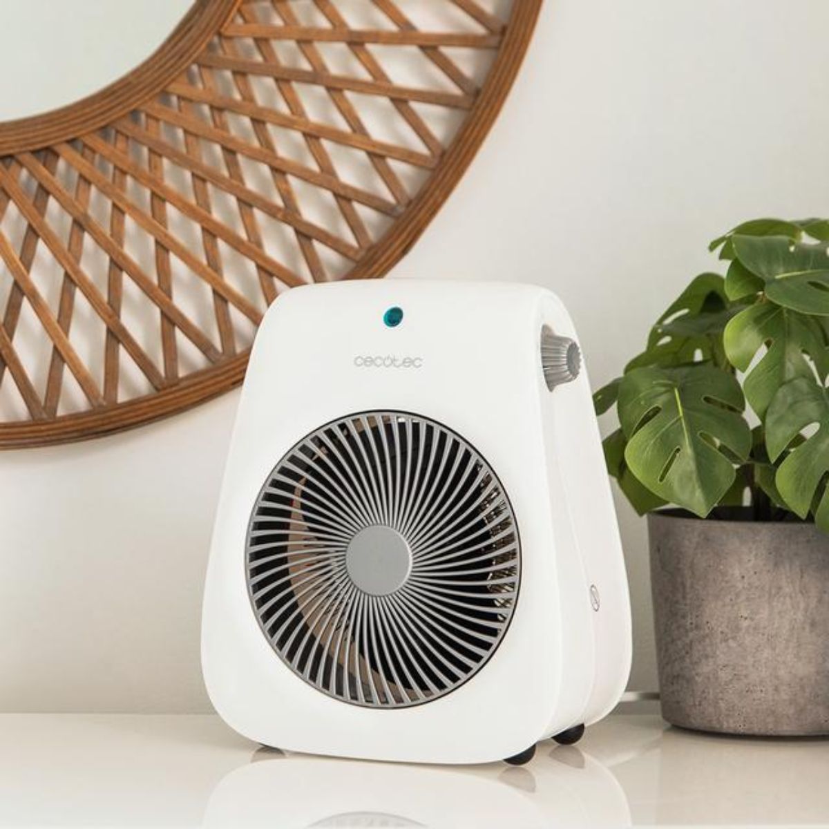 Termoventilador-Cecotec-ReadyWarm-2000-Max-Force-2000W-2-potencias-3-modos-blanco--animada
