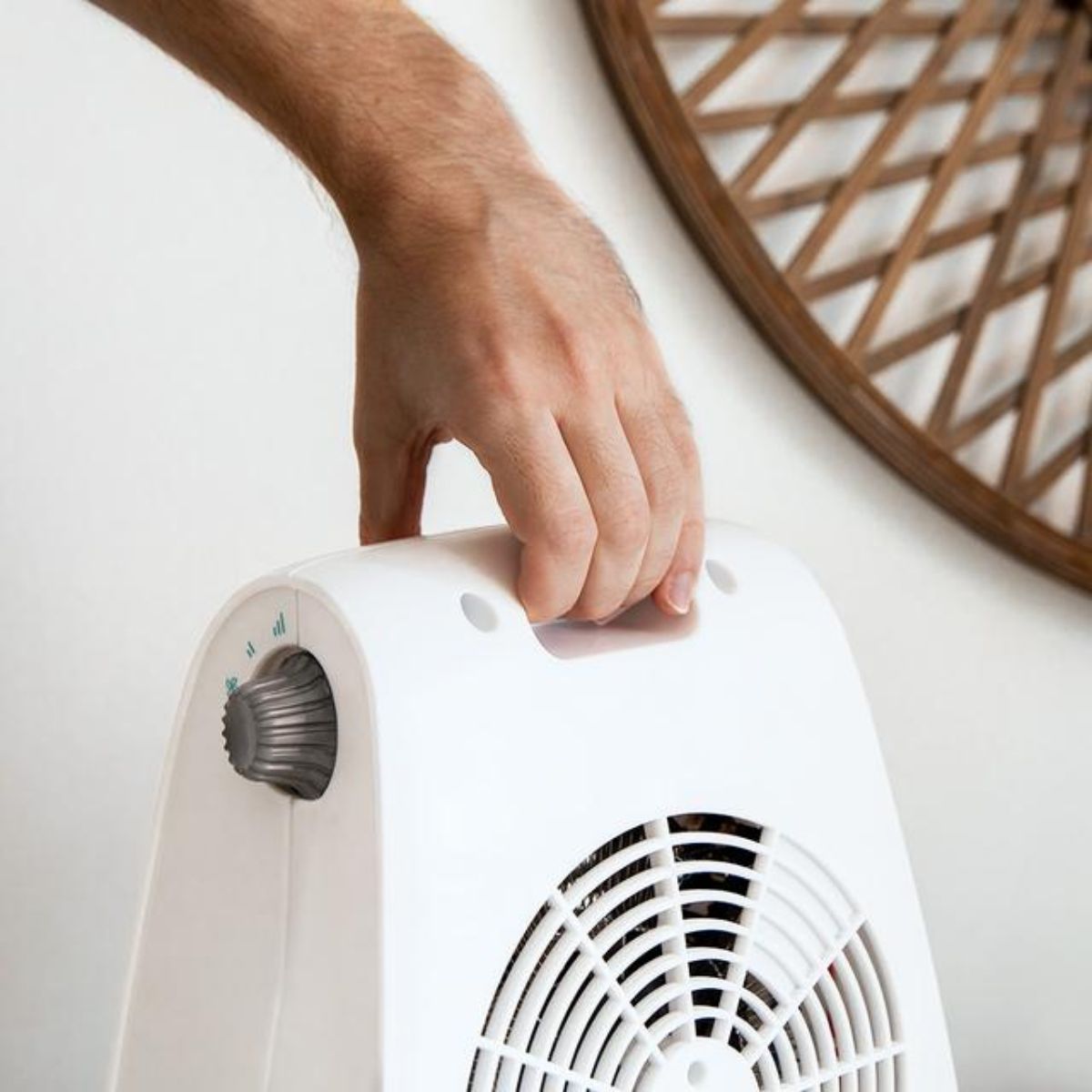 Termoventilador-Cecotec-ReadyWarm-2000-Max-Force-2000W-2-potencias-3-modos-blanco--asa
