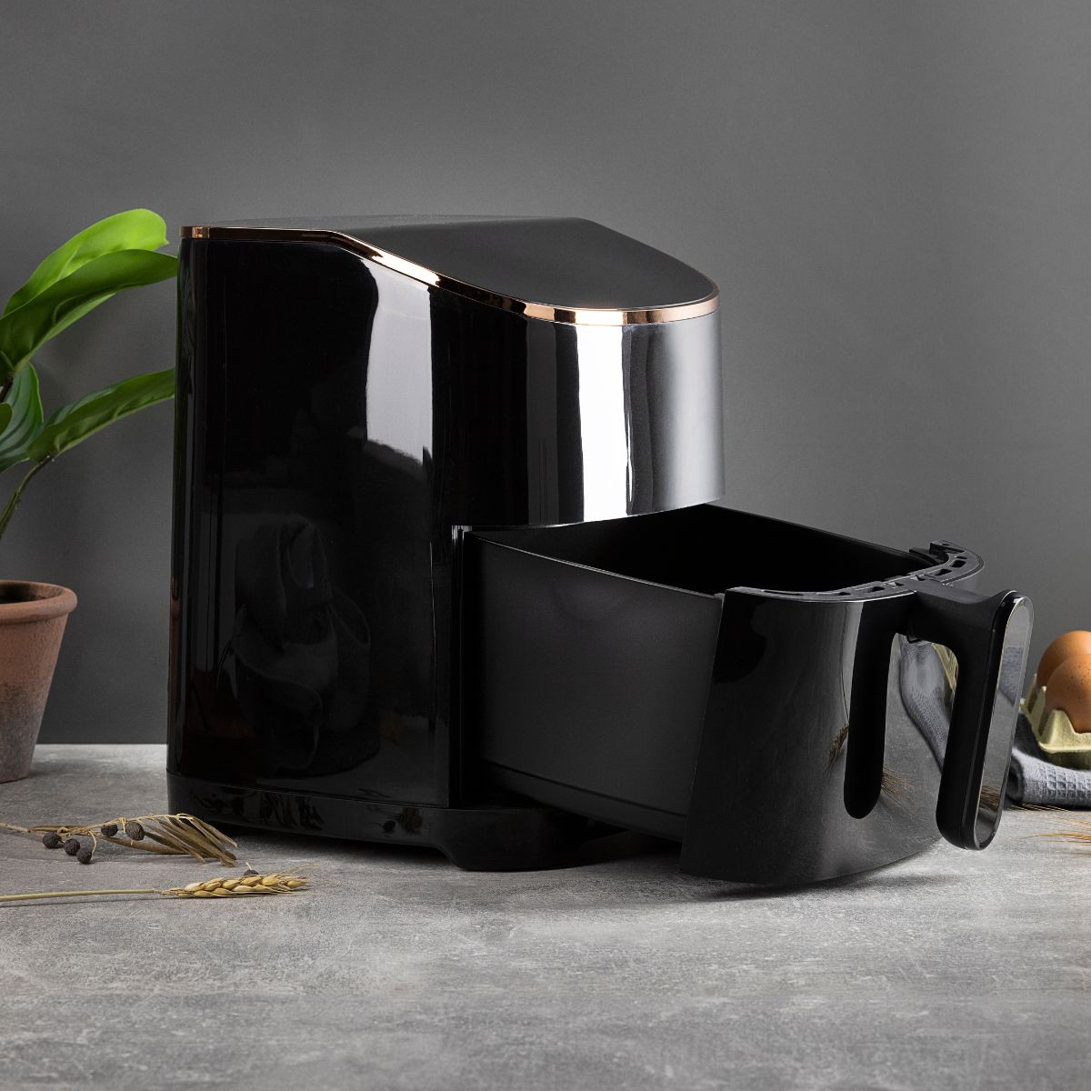 Freidora-de-aire-Bergner-Cooper-1300W-48L-negro-animada