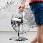 Ventilador-de-sobremesa-Cecotec-EnergySilence-620-RetroDesk-40W-oscilante-3-velocidades-plata-30cm-aspa