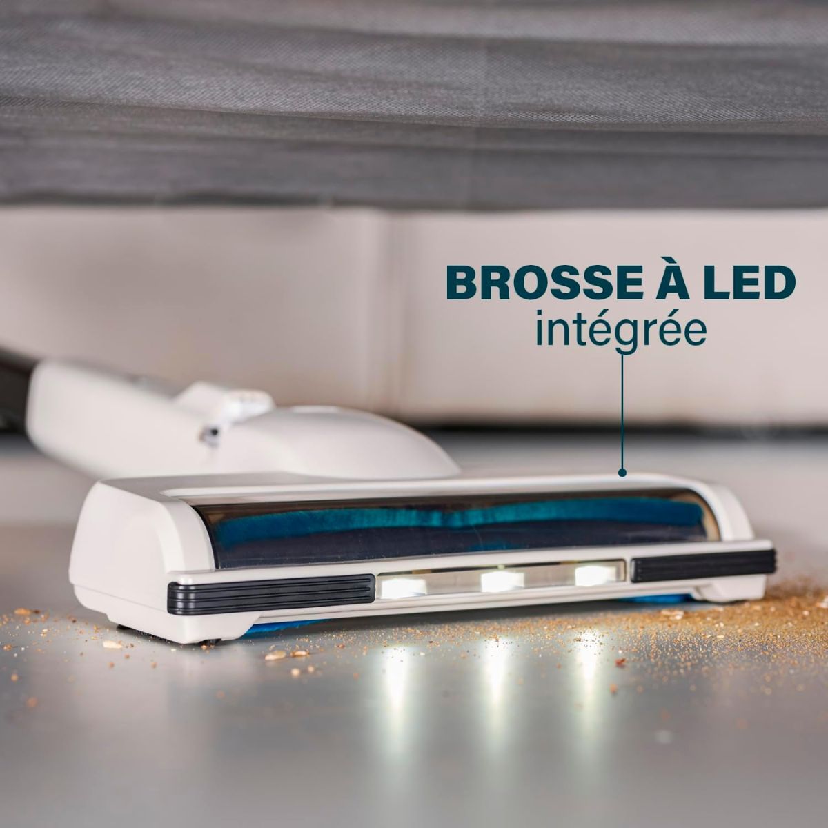 Aspirador-escoba-Princess-339380-140W-2-en-1-recargable-blanco-luces