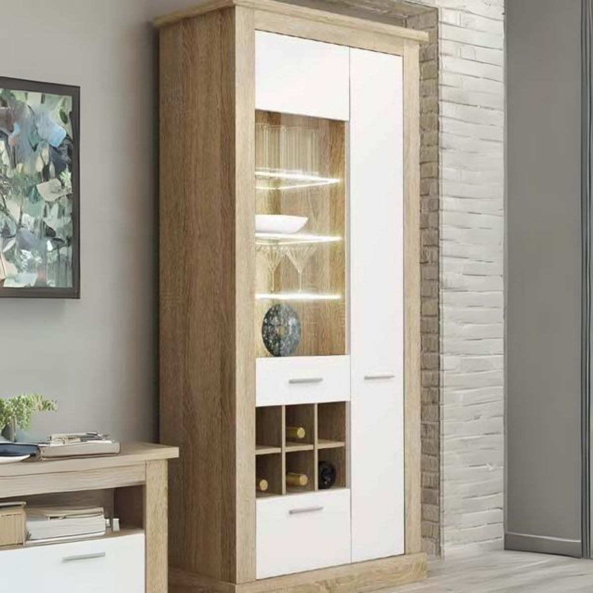 Vitrina-alta-Chellen-luz-LED-botellero-cambria-blanco-2016x96x418-cm-animada