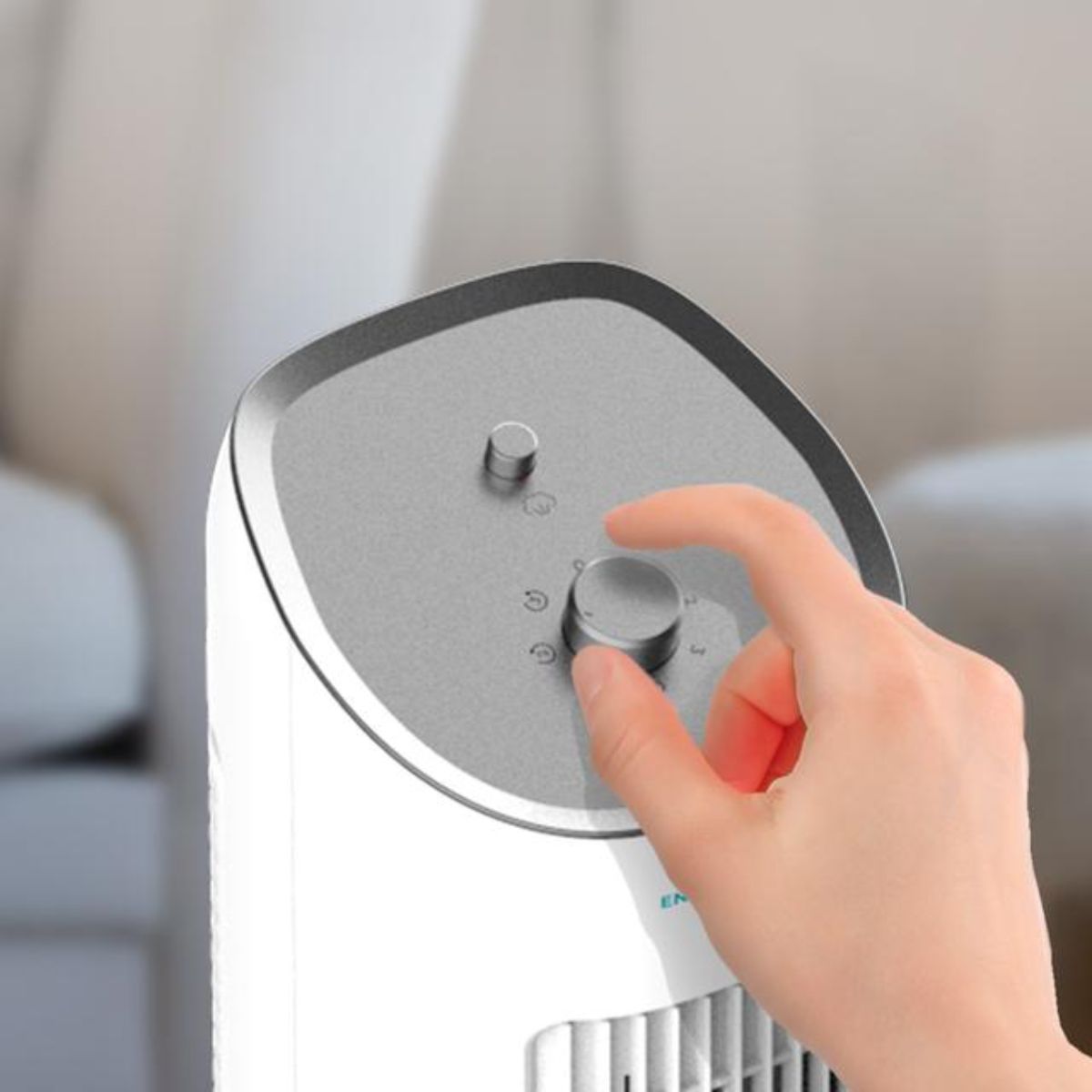 Climatizador-evaporativo-Cecotec-EnergySilence-2000-skyCool-60W-3L-blanco-control