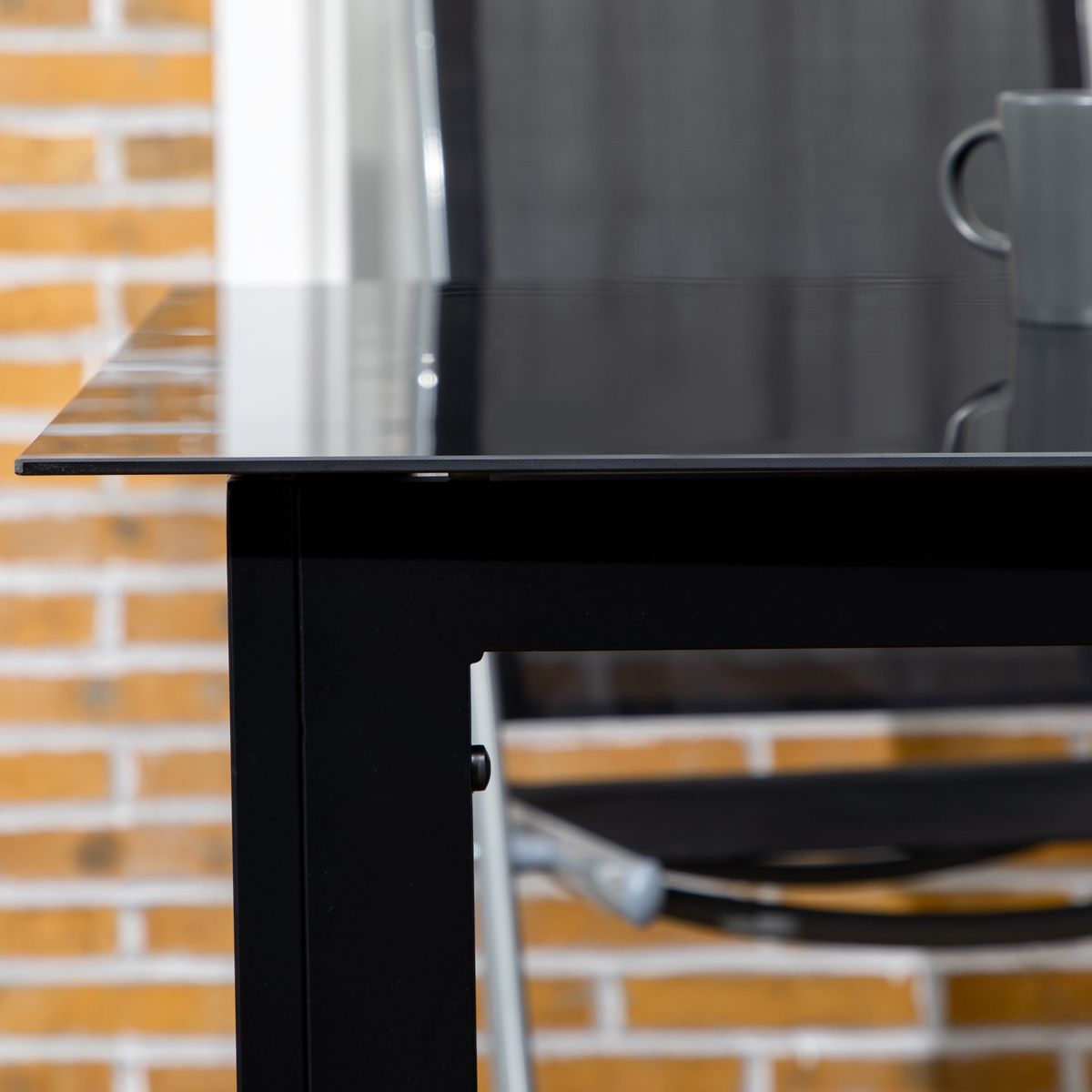 Mesa de jardín Tajo Outsunny 6 personas negro 74x150x90 cm