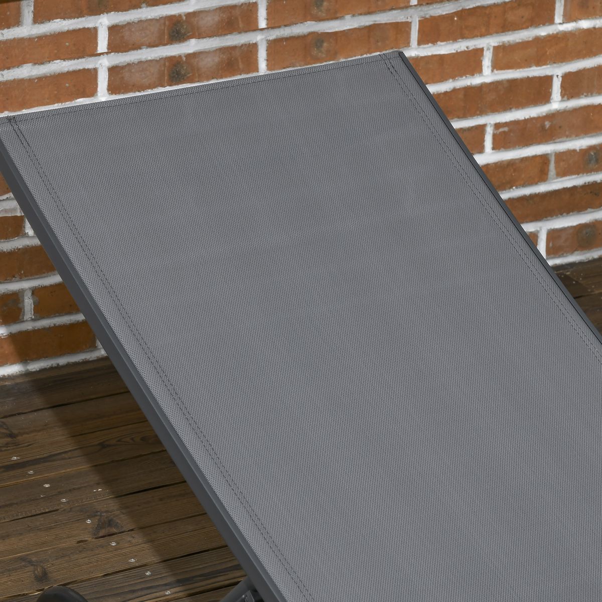 Pack de 2 tumbonas Lucas Outsunny reclinables con ruedas gris oscuro 102x165x66 cm