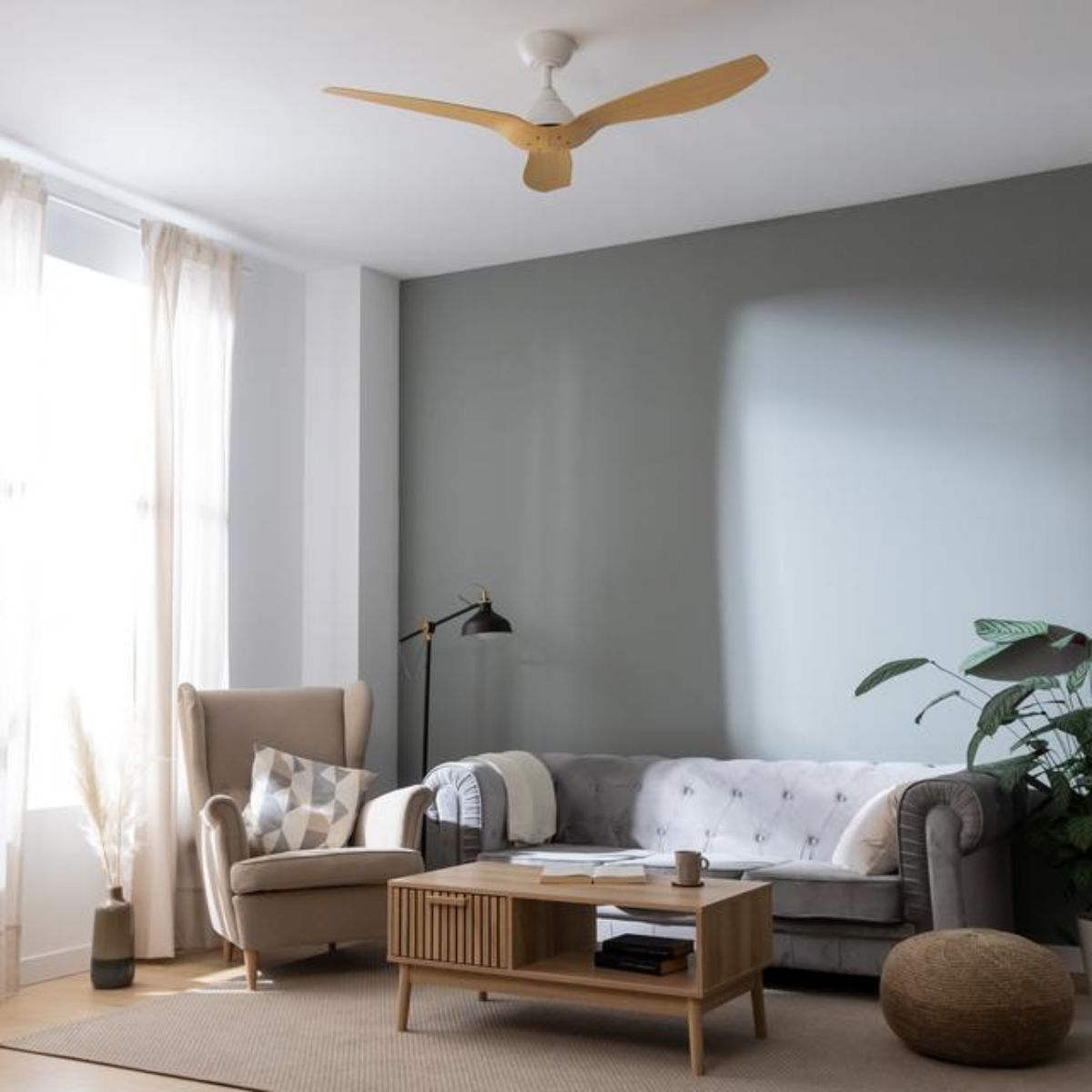 Ventilador-de-techo-Cecotec-EnergySilence-Aero-5200-35W-3-aspas-con-mando-a-distancia-blanco-Ø132-cm-animada