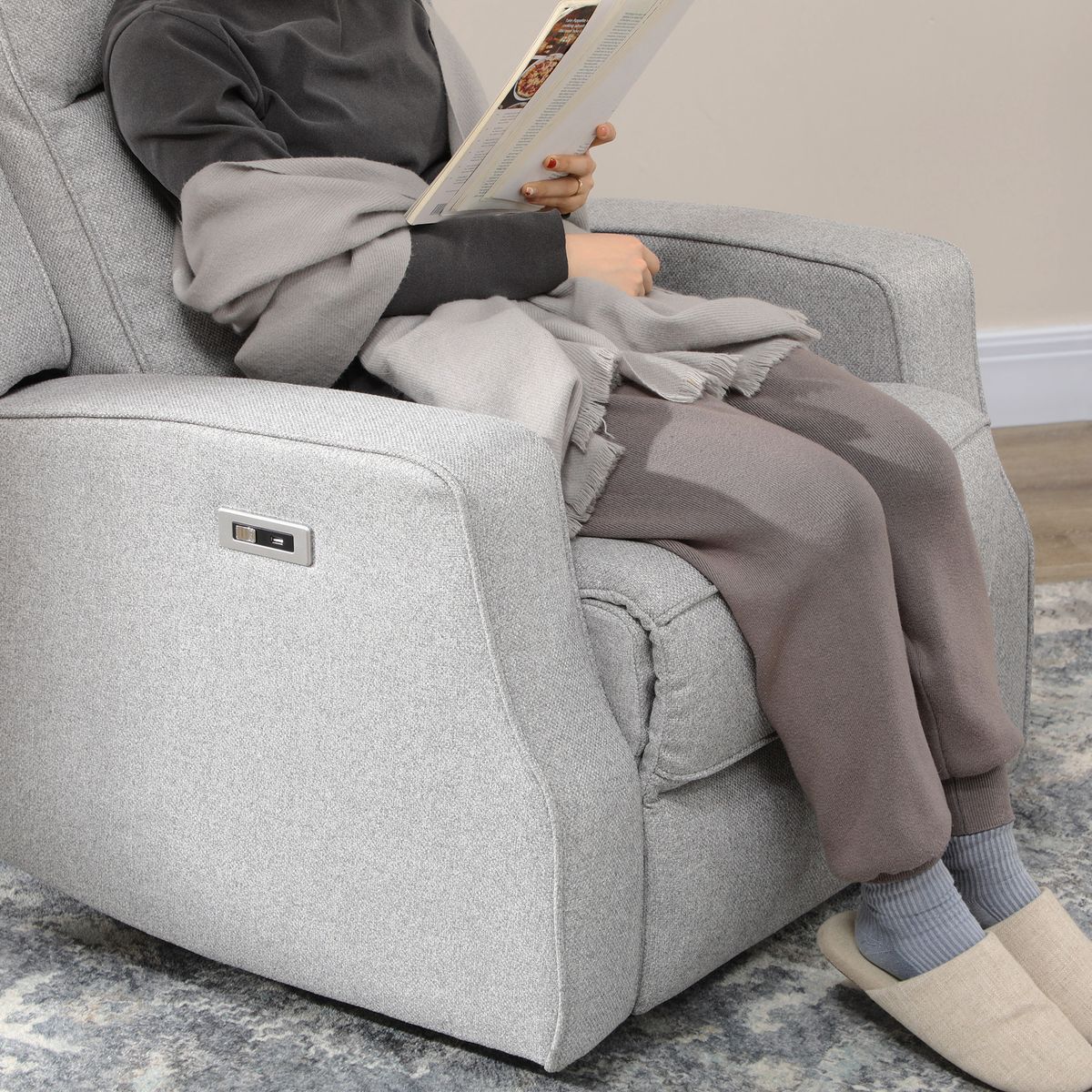 Sillón Relax Homcom reclinable con carga USB gris 104x84x92 cm