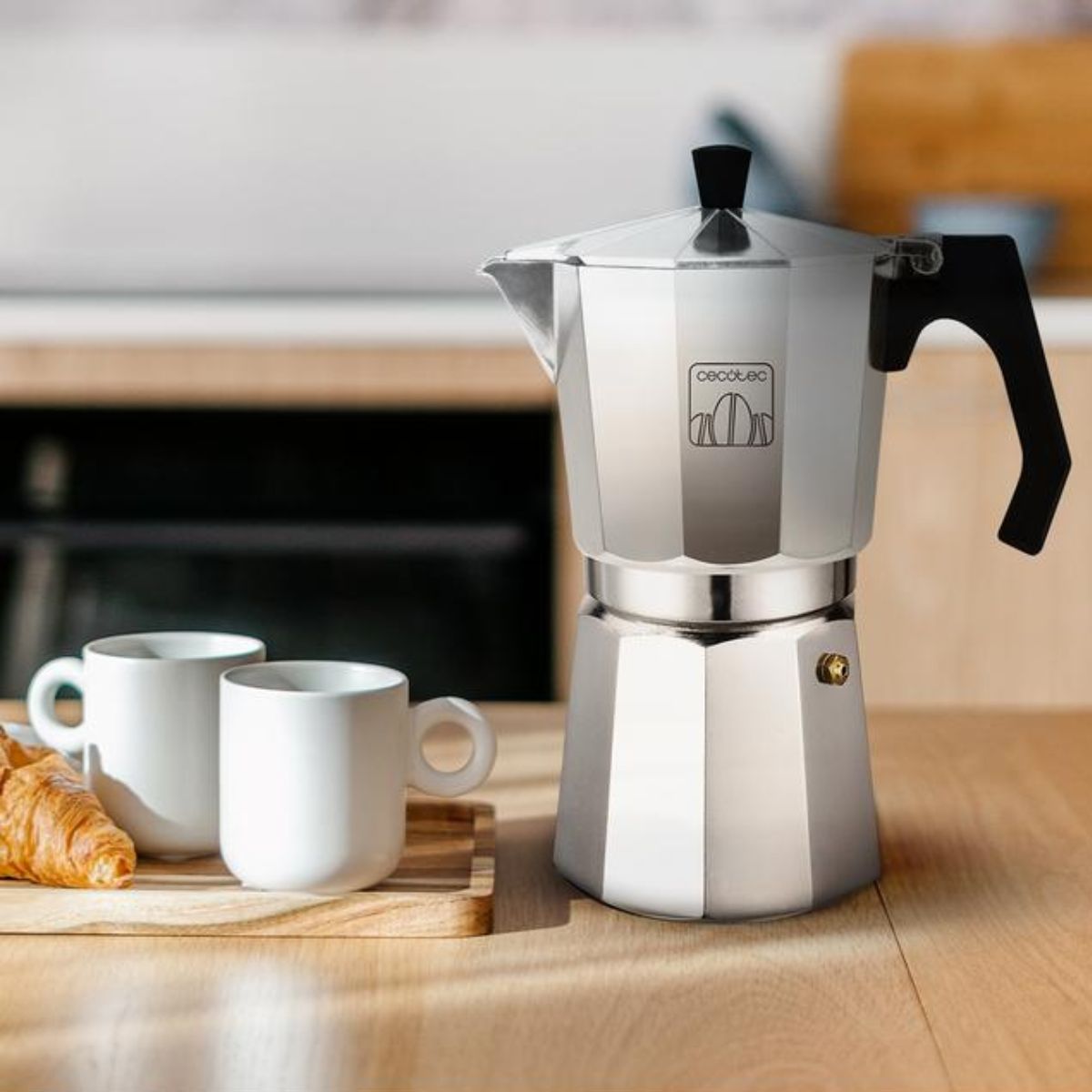 Cafetera-italiana-Cecotec-Moklassic-900-Shiny-aluminio-fundido-9-tazas-450-ml