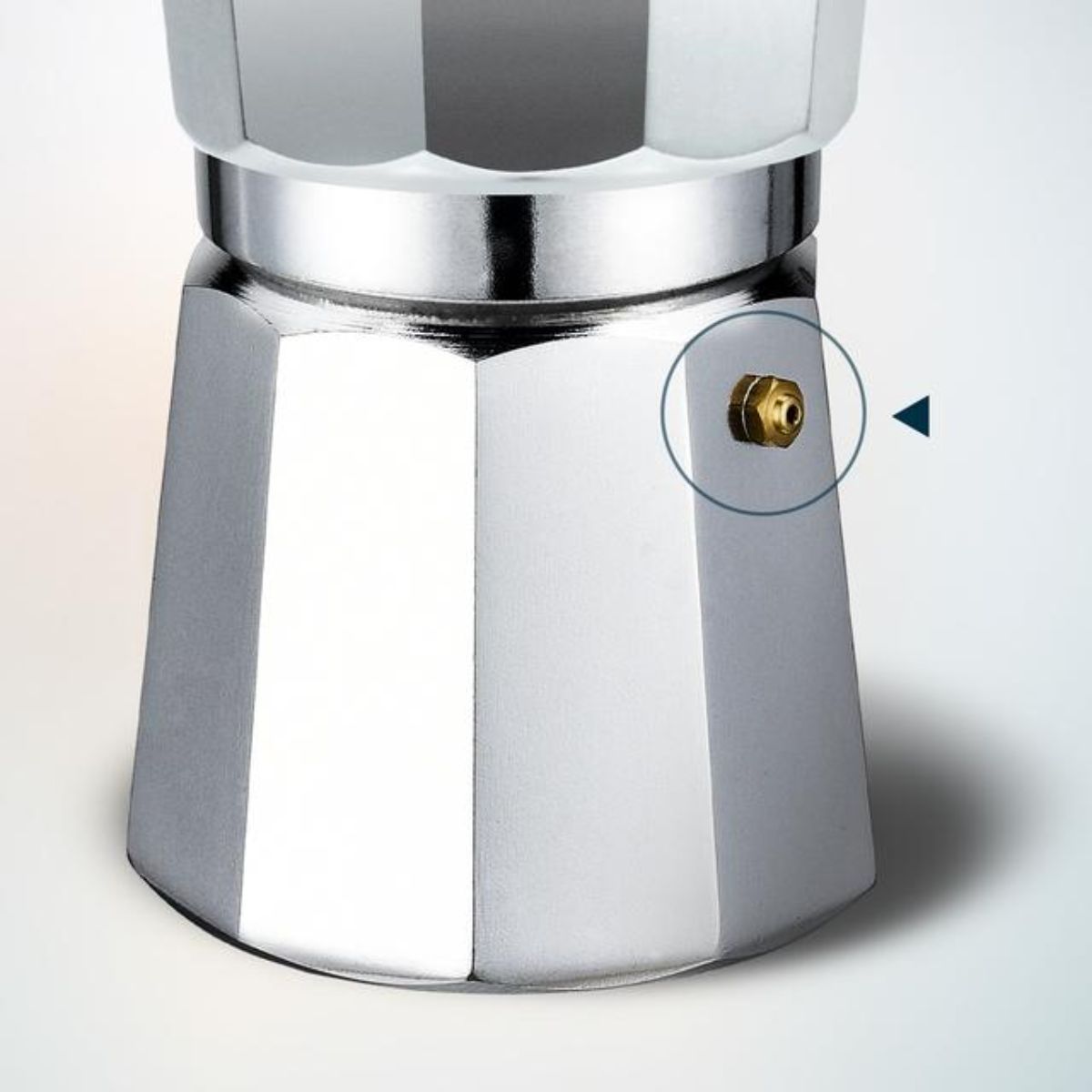 Cafetera-italiana-Cecotec-Moklassic-900-Shiny-aluminio-fundido-9-tazas-450-ml