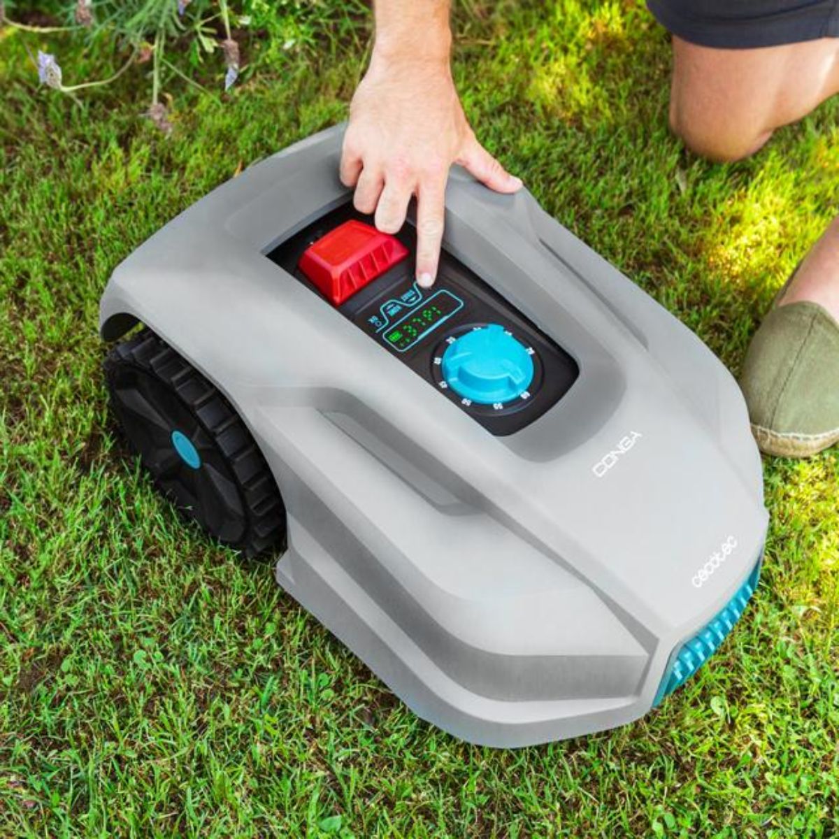 Cortacesped-Cecotec-Conga-GrassHopper-800-Connected-Robot-800-m²-sensor-de-lluvia-control-App