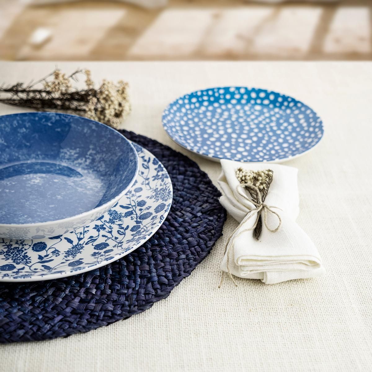 Vajilla-Aquilea-Bidasoa-18-piezas-6-servicios-porcelana-azul