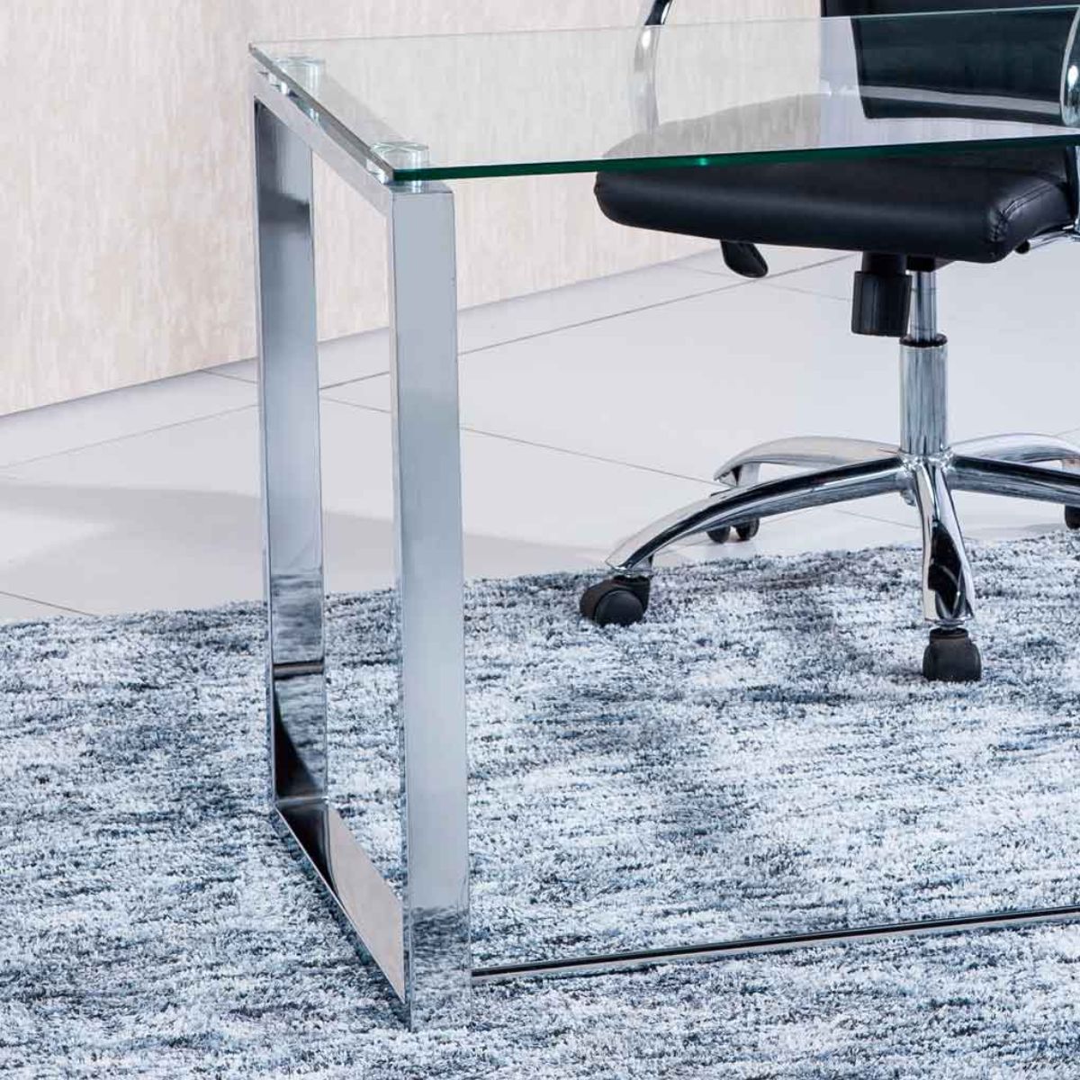 Mesa-de-estudio-Benetto-cristal-translucido-patas-cromadas-60x120-cm-detalle