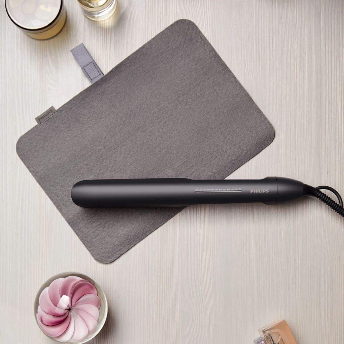 Plancha-de-pelo-Philips-5000-Series-placas-ceramicas-negro