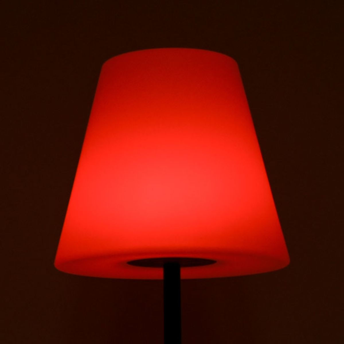 Lampara-de-pie-Biana-Lumit-portatil-LED-RGB-con-USB---mando-blanco-Ø34x150-cm