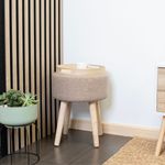Taburete-MOA-Vinthera-con-almacenamiento-beige-Ø34x45-cm-animada